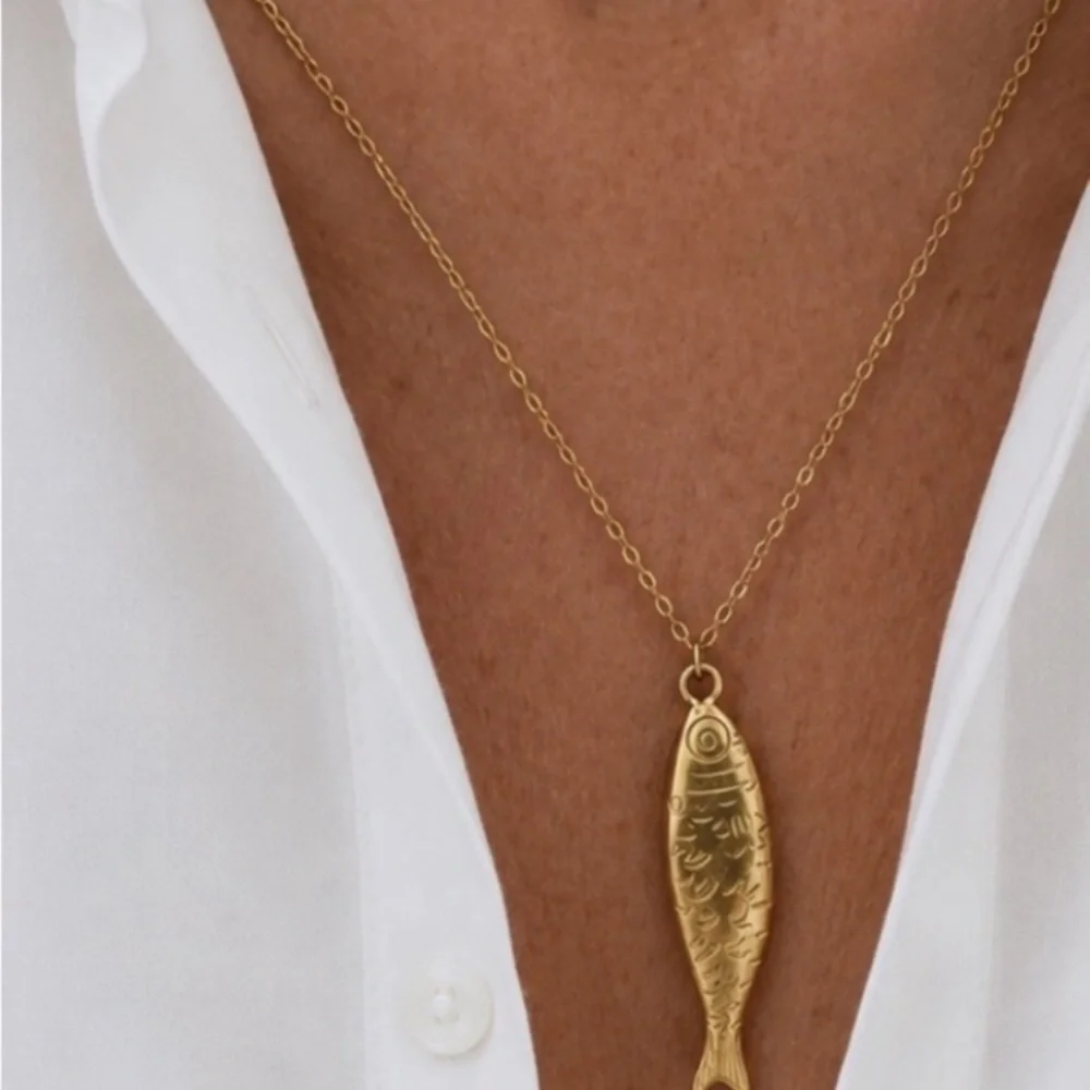 New! Coastal 18K Gold Plated Fish Sardine Necklace NWOT